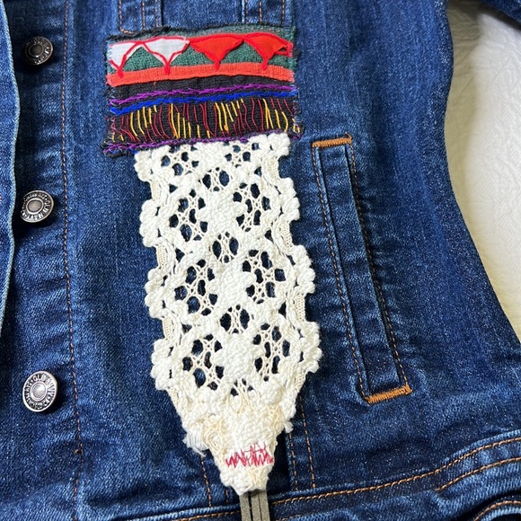 ⭐️Adorned Crown Textile custom altered denim jacket Ibiza dreams size medium - Picture 6 of 12